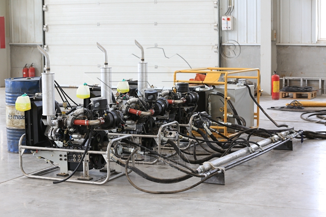 Electro Hydraulic 4 Gear 50m/Min Core Drilling Rigs For Oil Gas